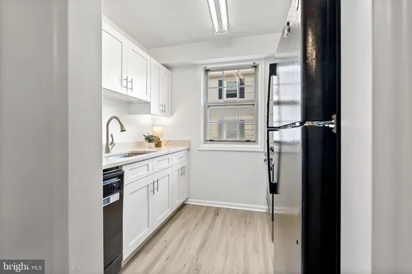 $270,000 | 4358 North Pershing Drive, Unit 43583, Arlington, VA 22203