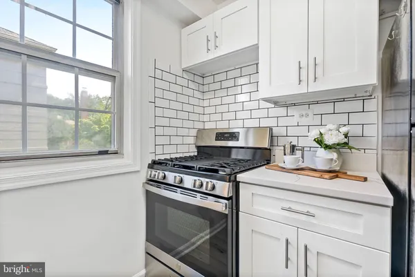 $270,000 | 4358 North Pershing Drive, Unit 43583, Arlington, VA 22203