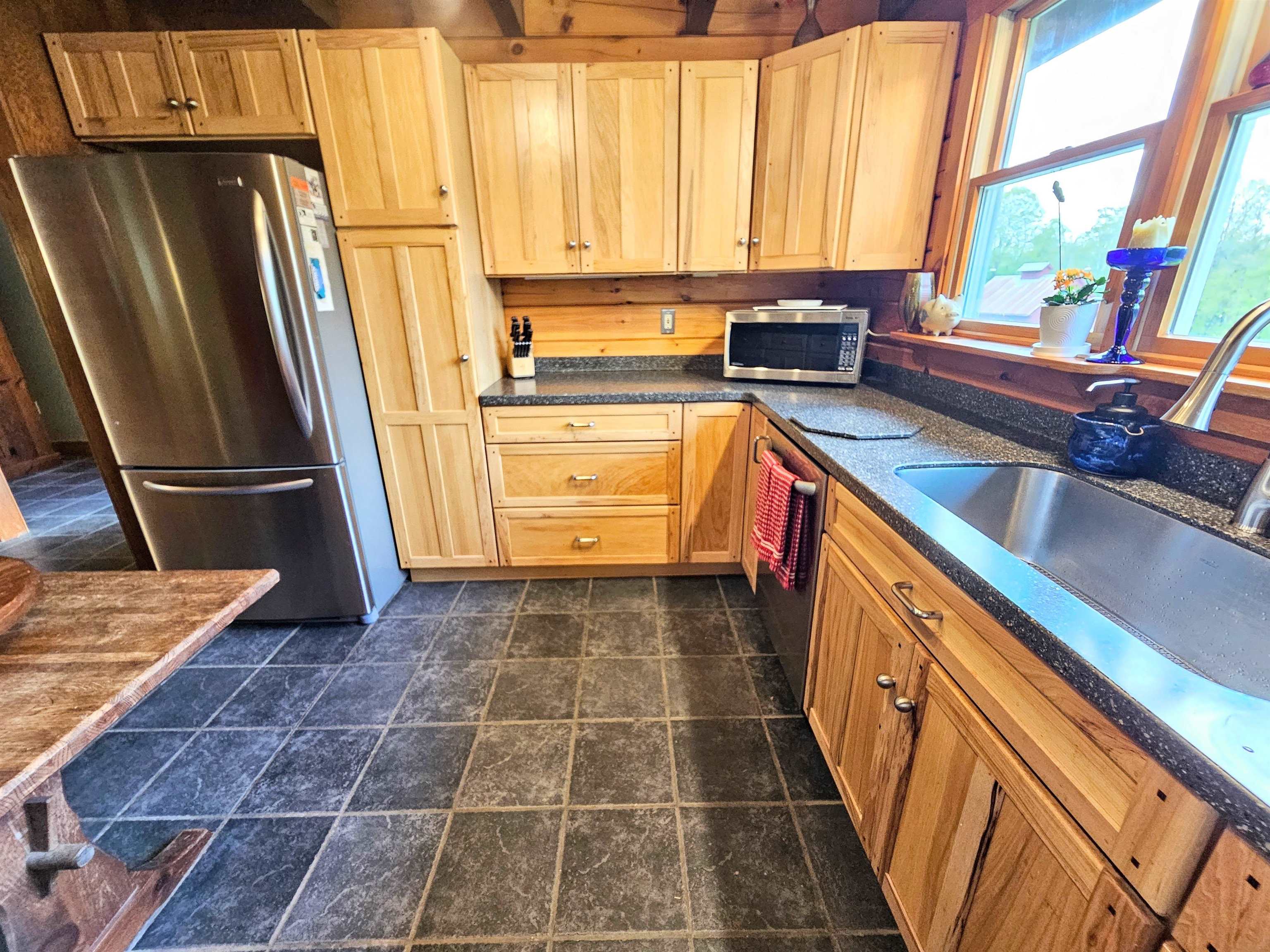 1422 Merrifield Road Whitingham, VT 05361 - Photo 15 of 47