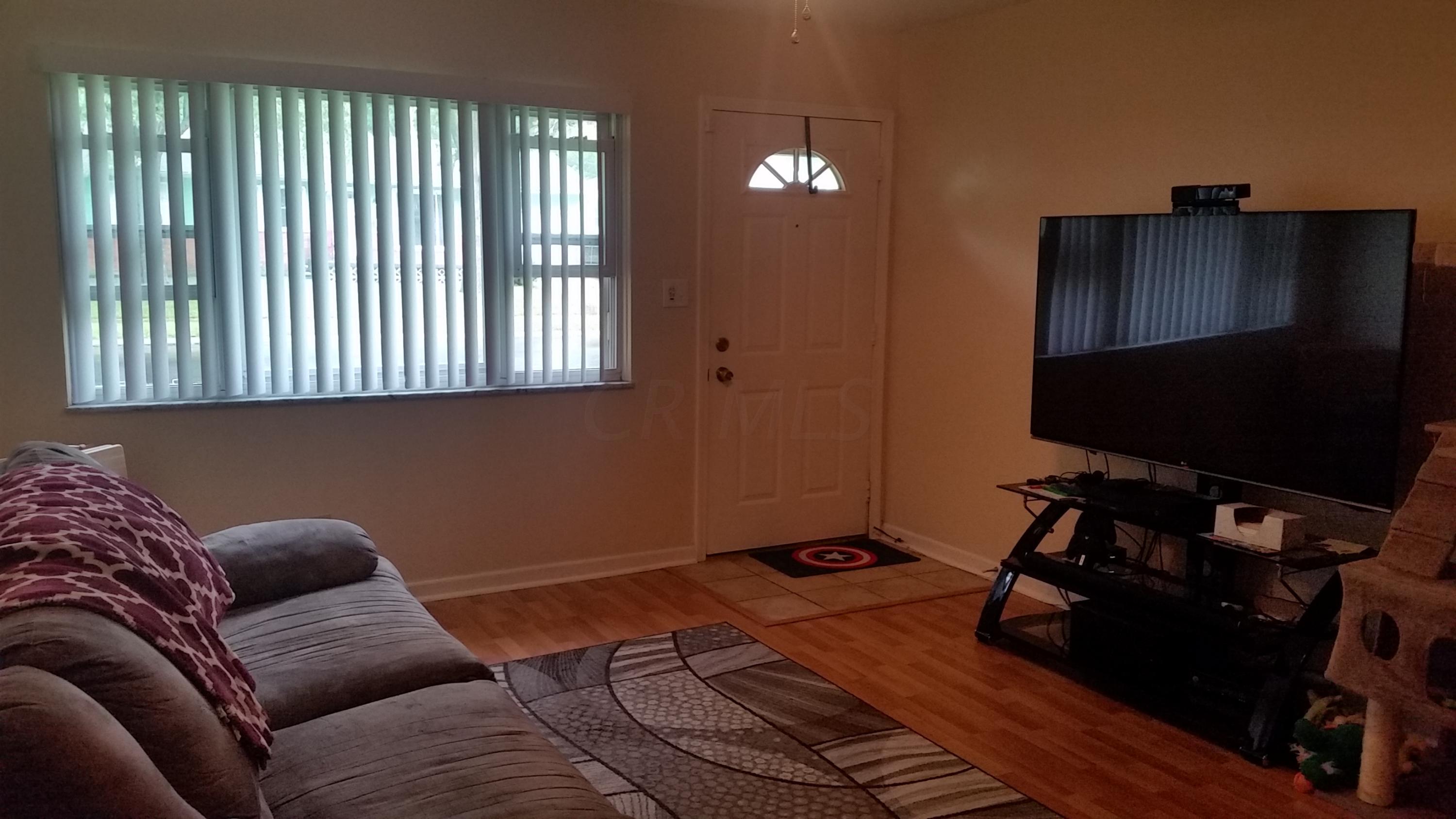 1867 Fleming Road Columbus, OH 43232 - Photo 3 of 22 Gallery Image 3