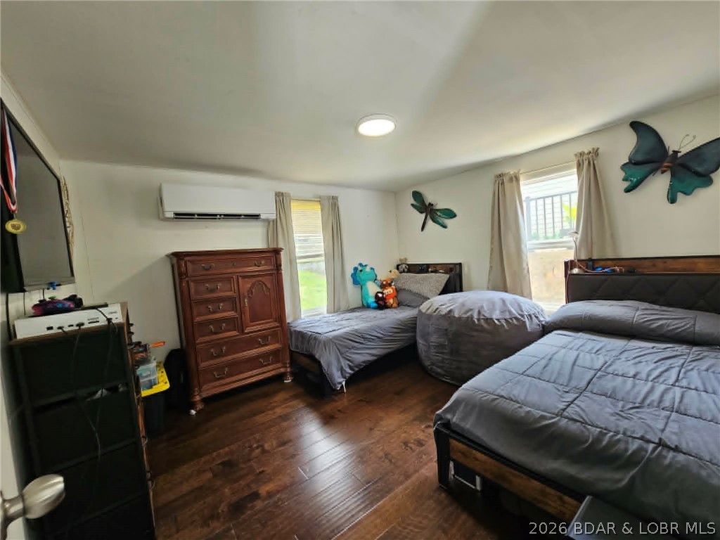 2205 Spring Cove Road Sunrise Beach, MO 65079 - Photo 18 of 38
