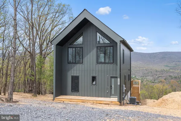 $725,000 | 4075 Supinlick Ridge Road, Mount Jackson, VA 22842