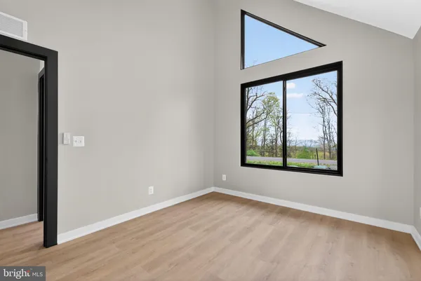 $725,000 | 4075 Supinlick Ridge Road, Mount Jackson, VA 22842