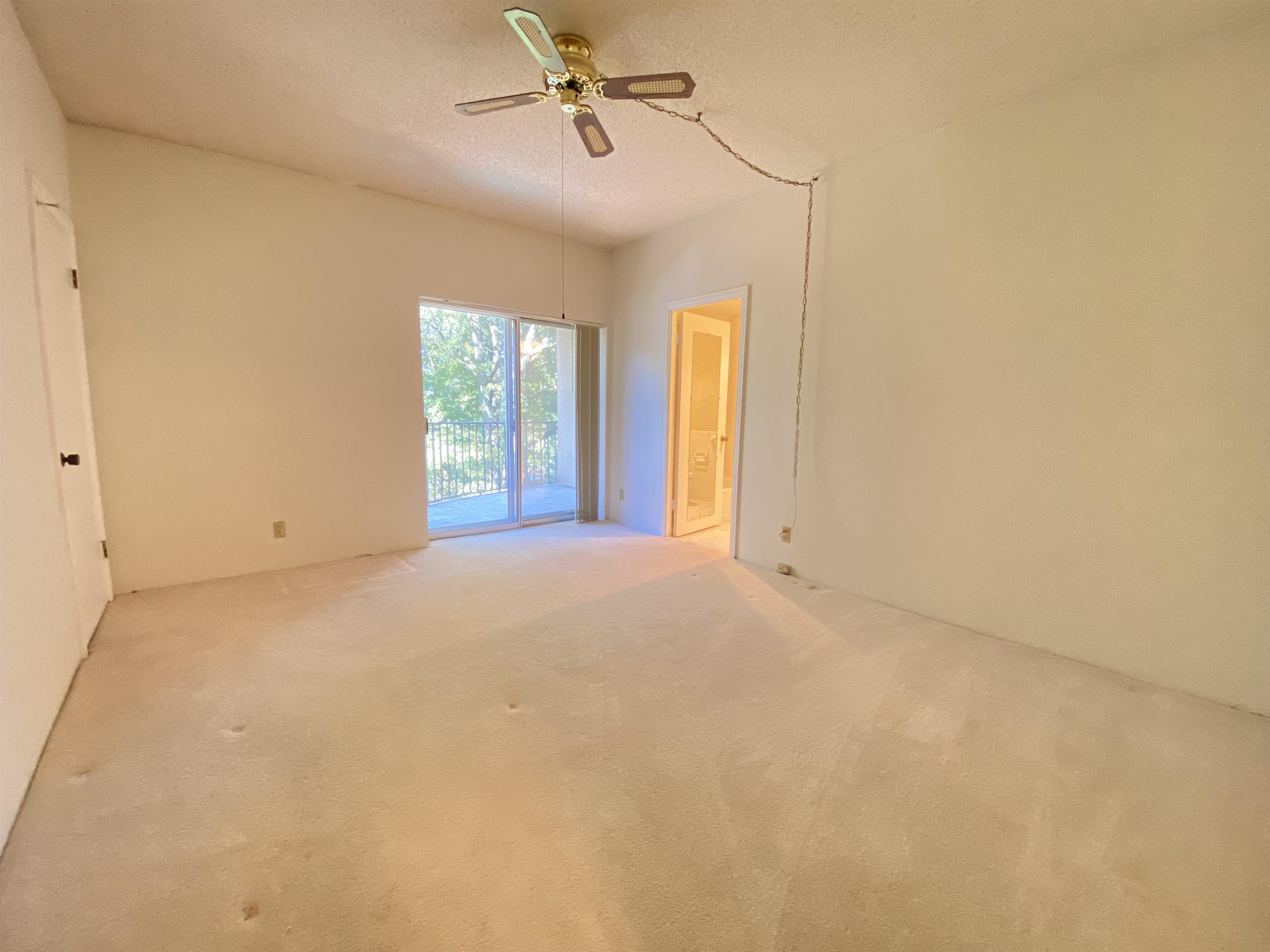 475 North Highland Street, Unit 3F Memphis, TN 38122 - Photo 14 of 24 a view of empty room with windows