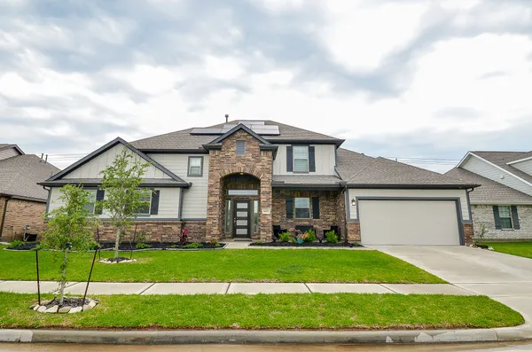$2,650 | 6807 Vista Ledge Drive, Baytown, TX 77521