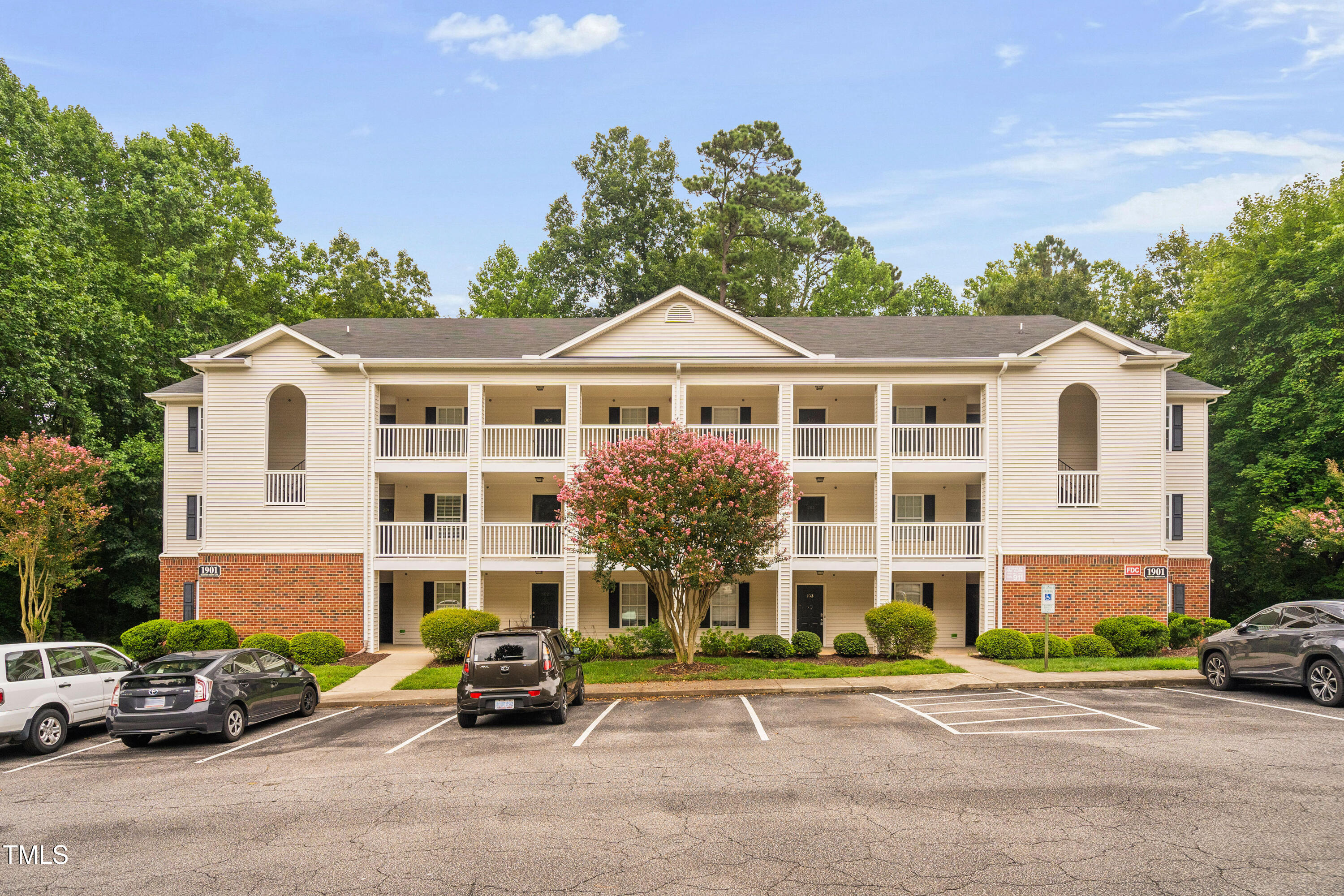 1901 Trailwood Heights Lane, Unit 304 Raleigh, NC 27603 - Photo 45 of 47 1-print-1901-trailwood-heights-ln-304