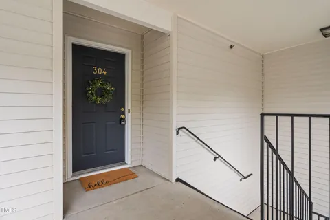 $222,000 | 1901 Trailwood Heights Lane, Unit 304, Raleigh, NC 27603