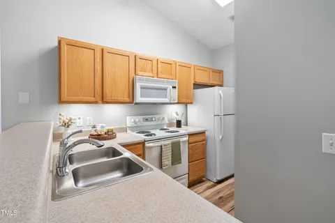 $222,000 | 1901 Trailwood Heights Lane, Unit 304, Raleigh, NC 27603