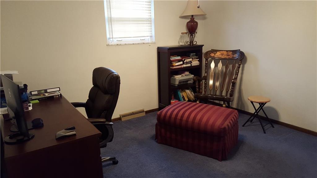 164 Jones Road Cabot, PA 16023 - Photo 15 of 23 3rd bedroom