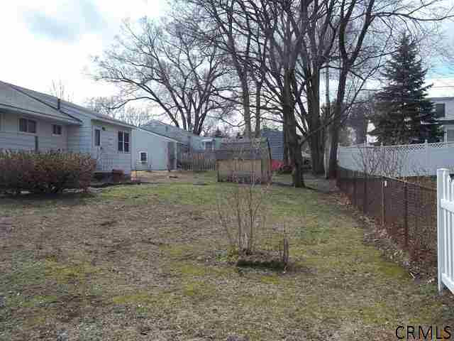 82 Hunting Road Colonie, NY 12205 - Photo 8 of 18 Photo 8