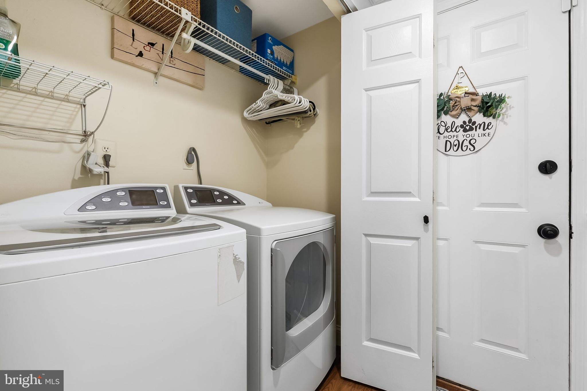 1004 Windmill Lane Silver Spring, MD 20905 - Photo 23 of 60 a utility room with dryer and washer