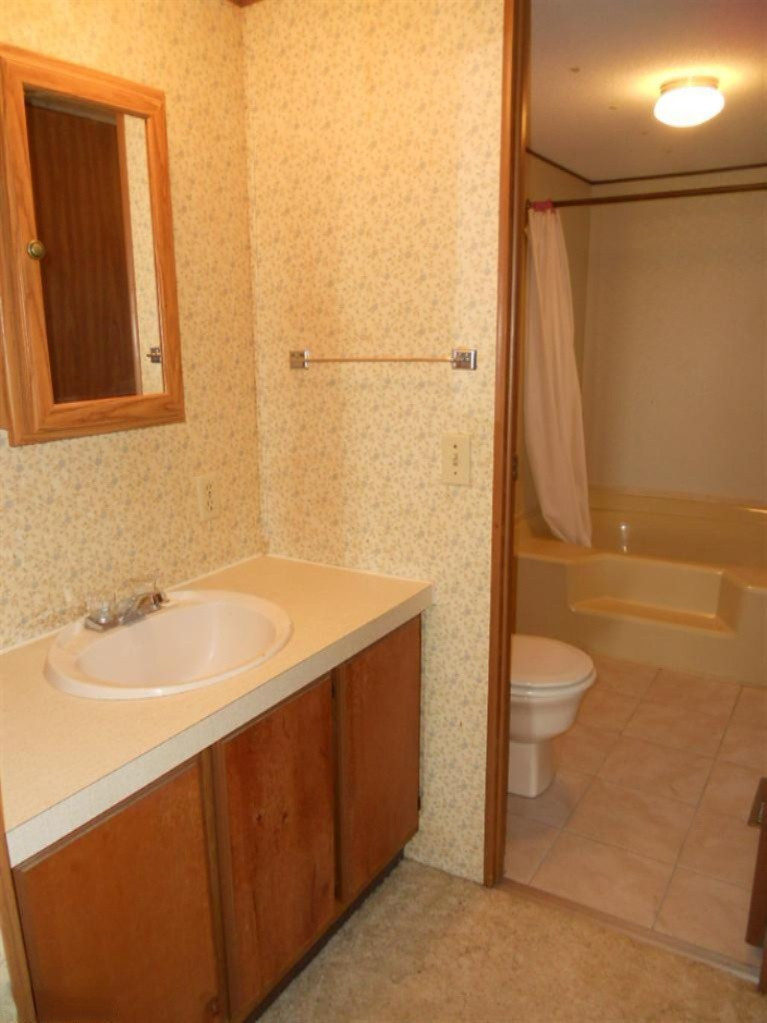 4290 Oxbow Road Eau Claire, MI 49111 - Photo 10 of 16 Additional Photo