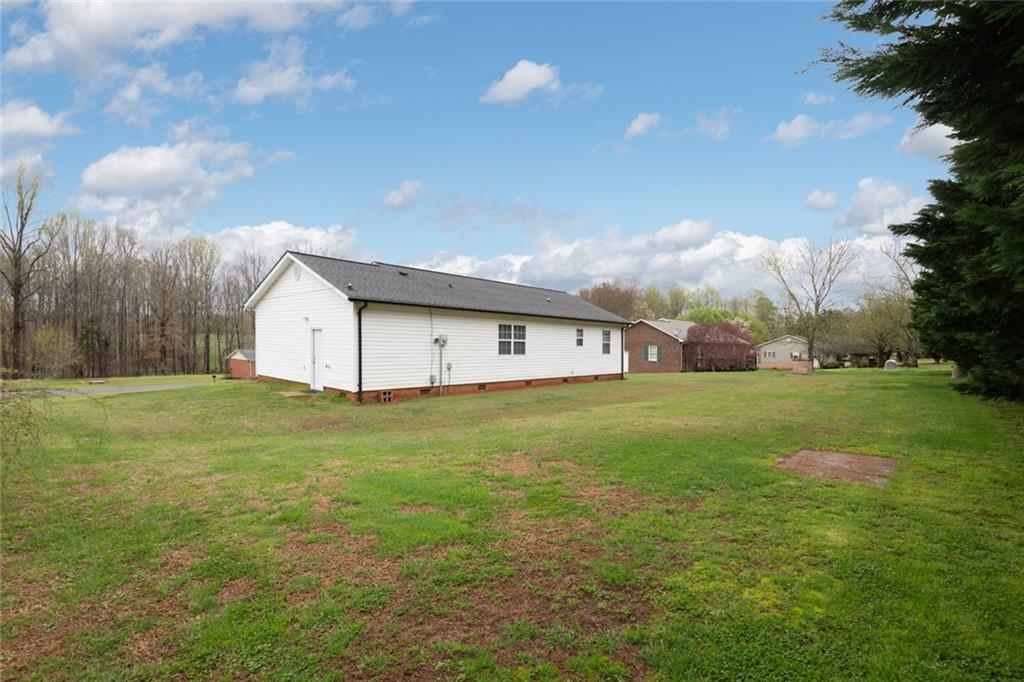 2431 Side Lane Conover, NC 28613 - Photo 14 of 14 Gallery Image 14