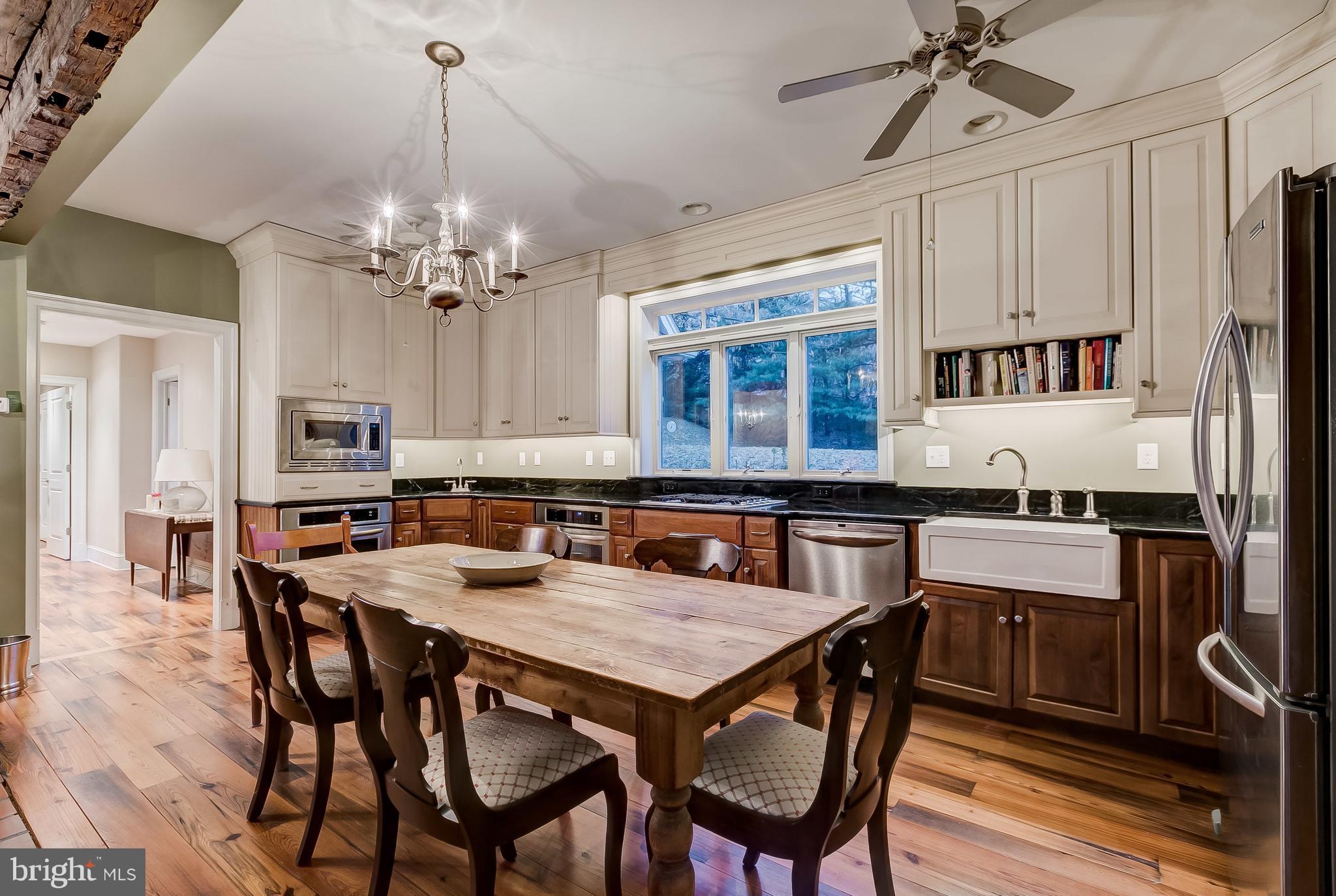 14614 Manor Road Phoenix, MD 21131 - Photo 7 of 30 Interior (General)