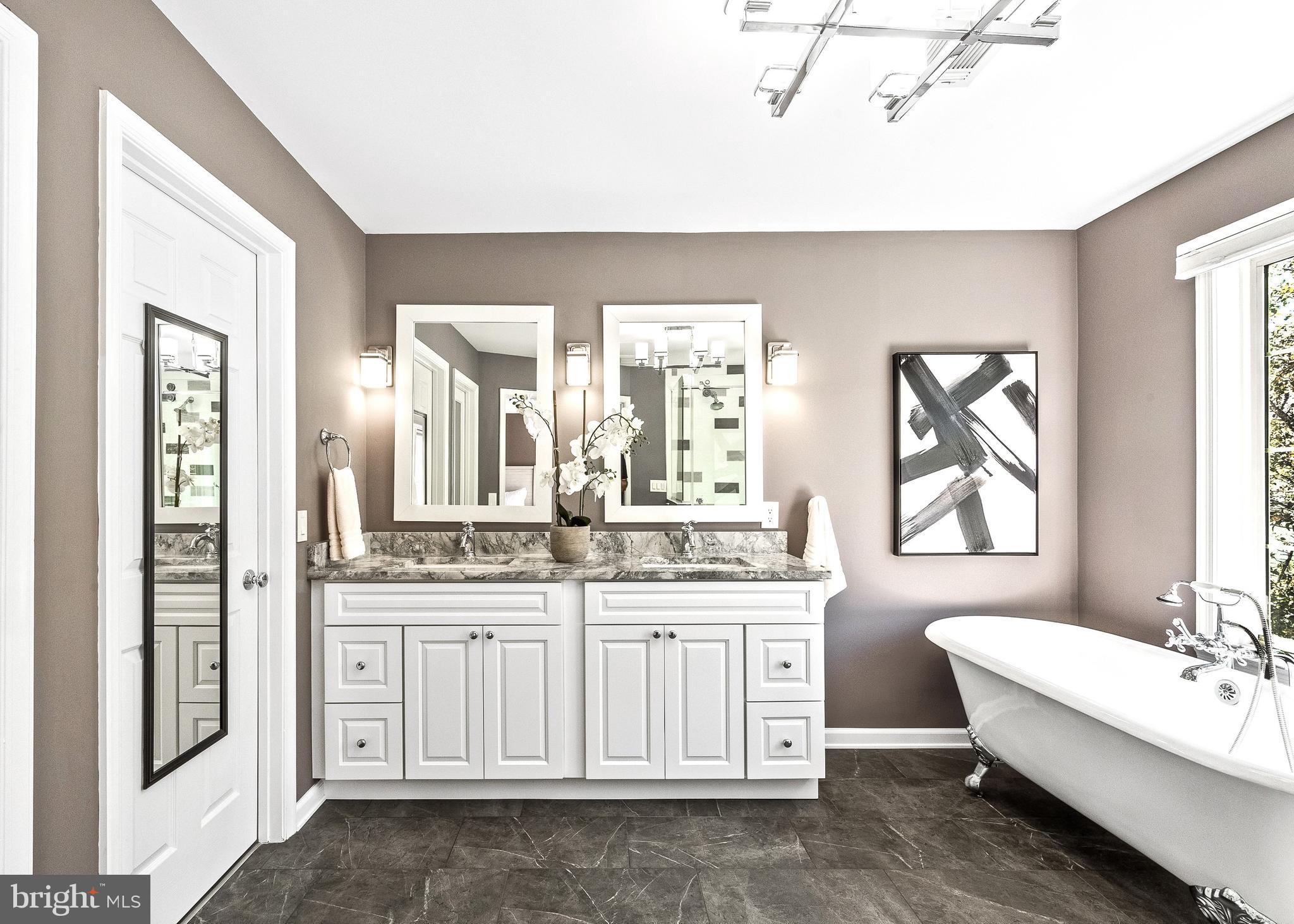 12396 Brown Fox Way Reston, VA 20191 - Photo 21 of 35 Primary Bathroom