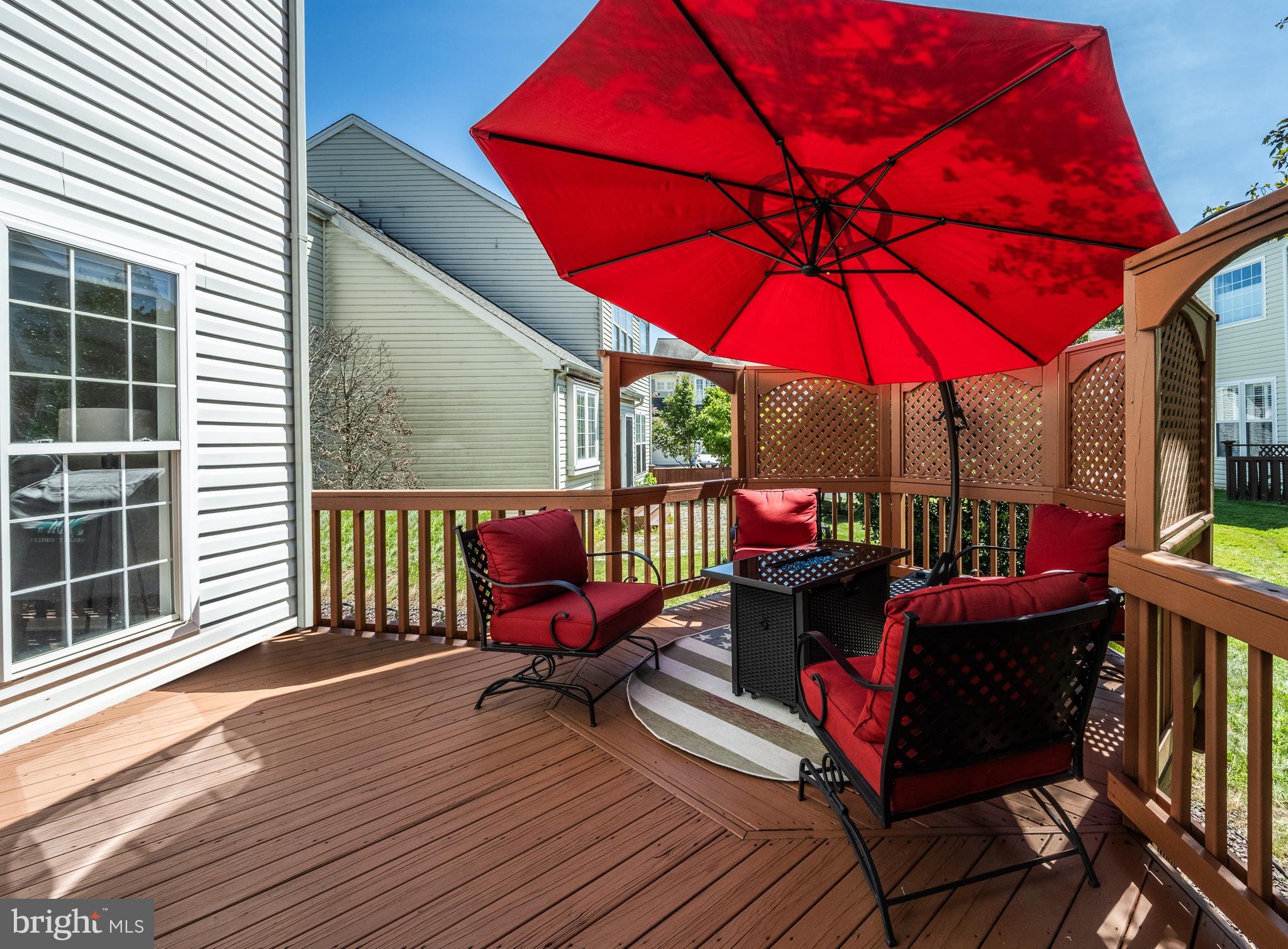 12396 Brown Fox Way Reston, VA 20191 - Photo 31 of 35 Deck