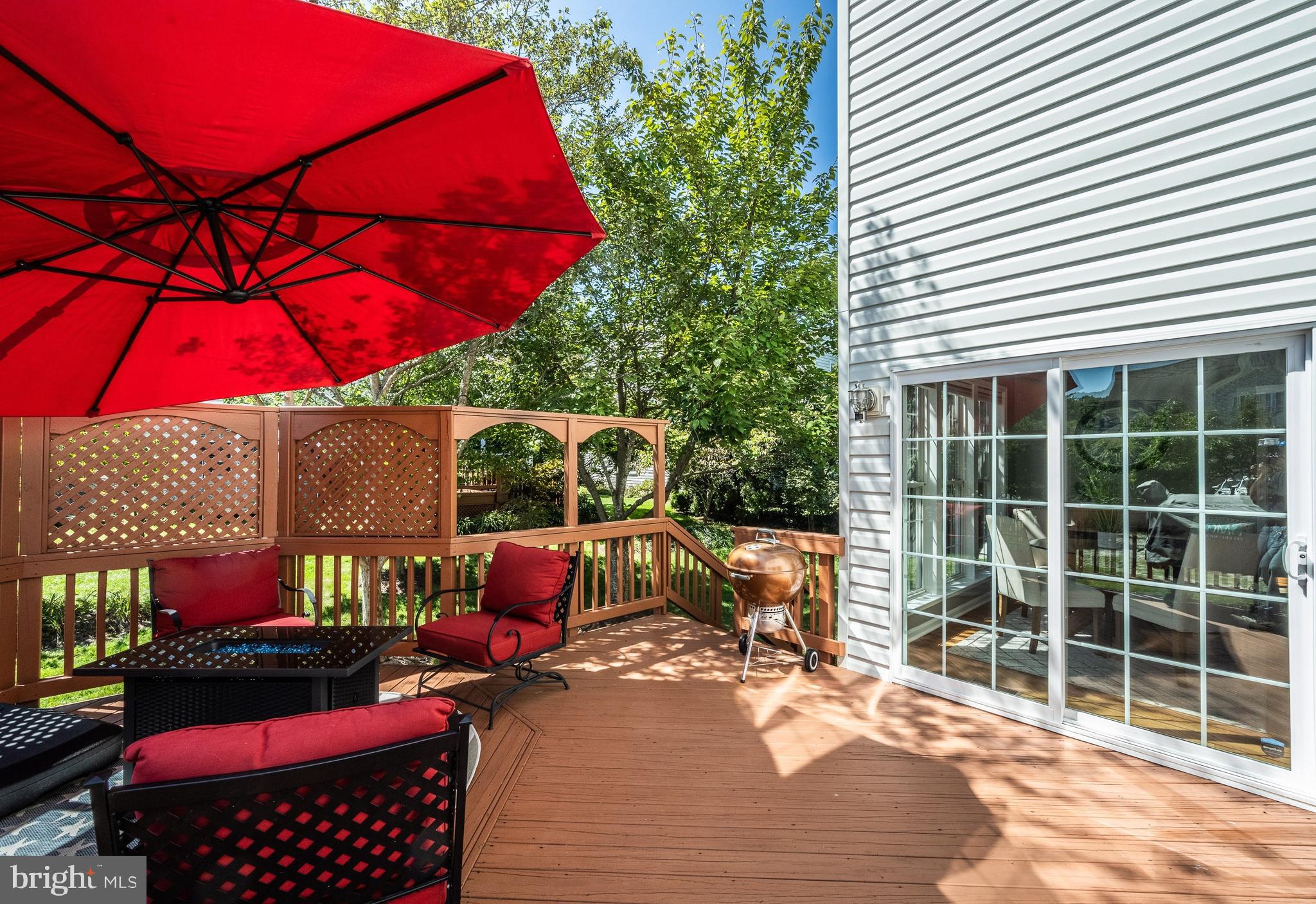 12396 Brown Fox Way Reston, VA 20191 - Photo 32 of 35 Deck
