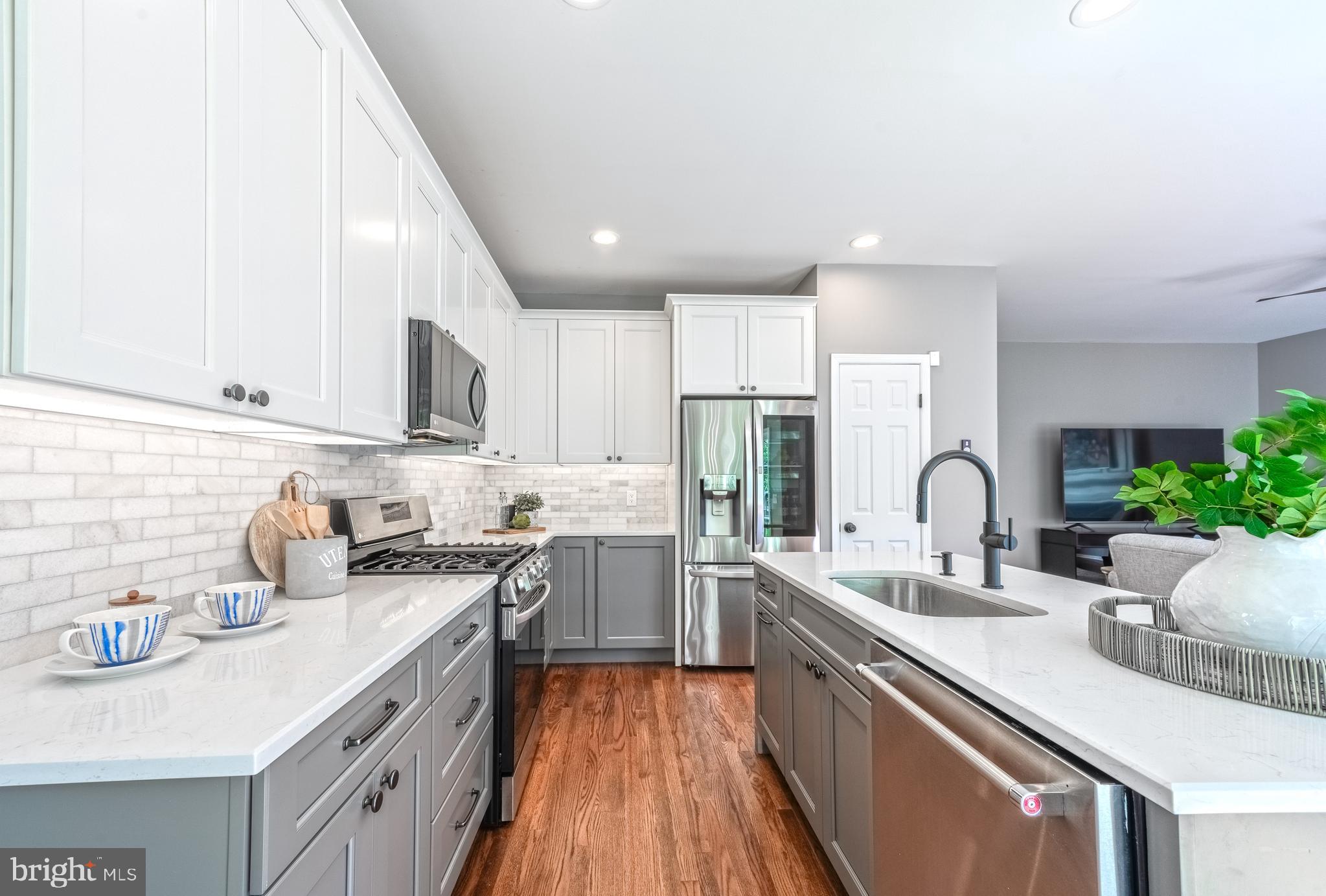 12396 Brown Fox Way Reston, VA 20191 - Photo 9 of 35 Kitchen