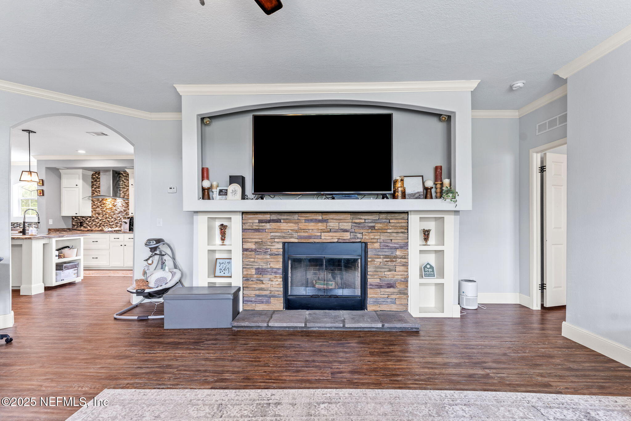 15608 Forest Trail Road Jacksonville, FL 32234 - Photo 6 of 38 5-web-or-mls-DSC09720
