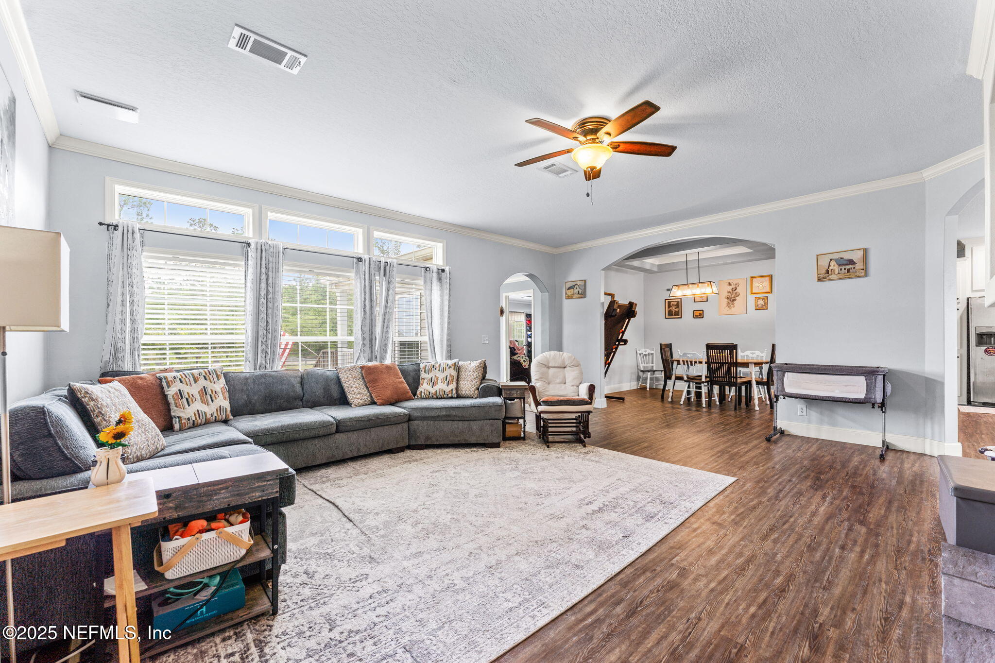 15608 Forest Trail Road Jacksonville, FL 32234 - Photo 8 of 38 7-web-or-mls-DSC09705