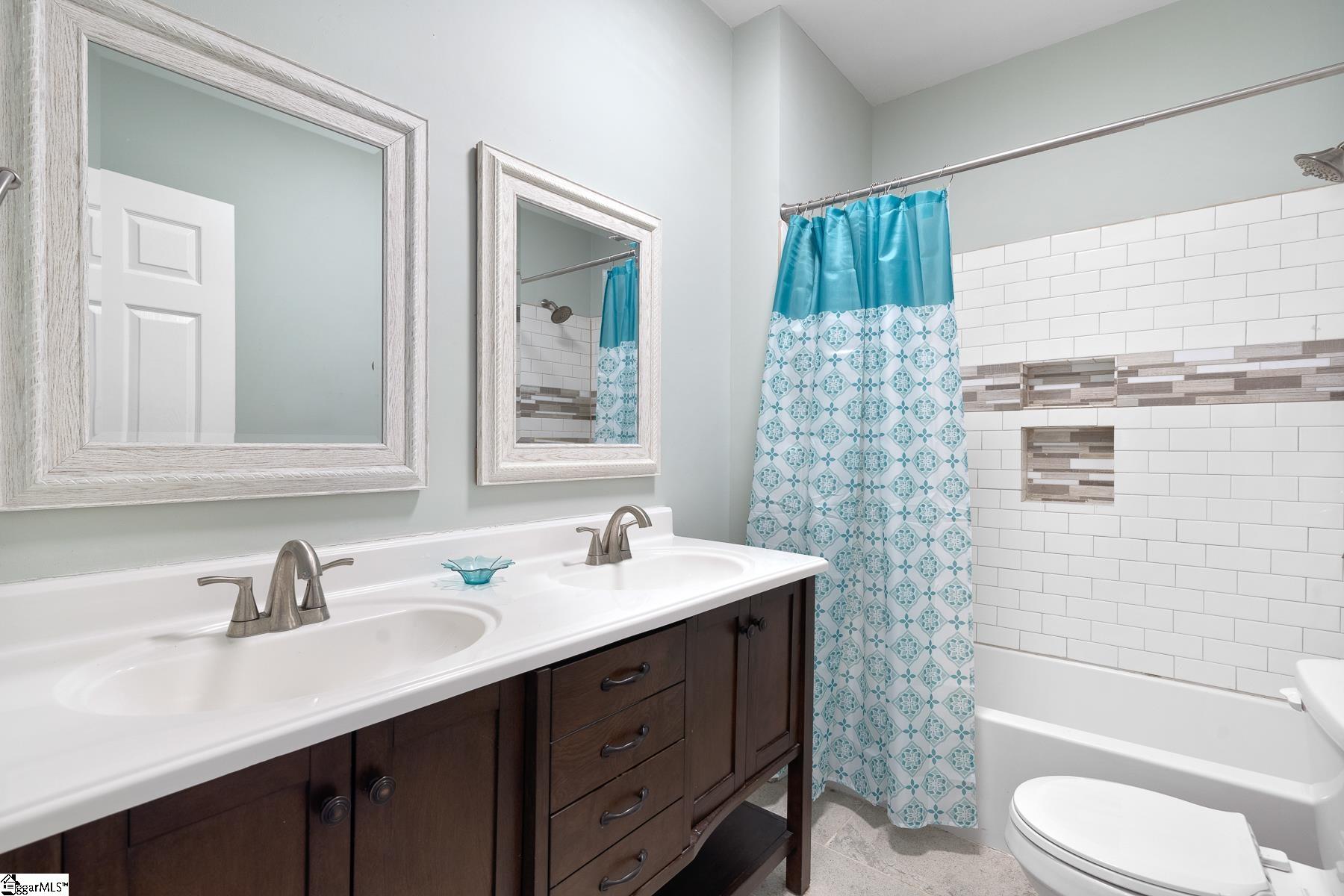 202 South 9th Street Easley, SC 29640 - Photo 14 of 22 Gallery Image 14