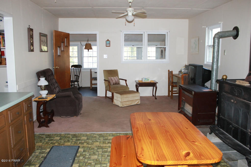 225 Brewster Road Dingmans Ferry, PA 18328 - Photo 8 of 17