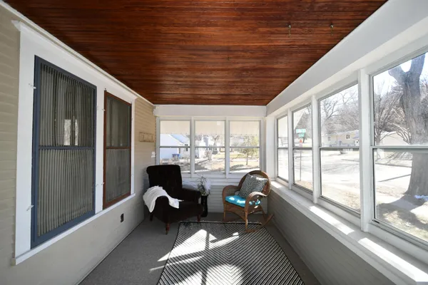$330,000 | 1529 East Avenue, Red Wing, MN 55066