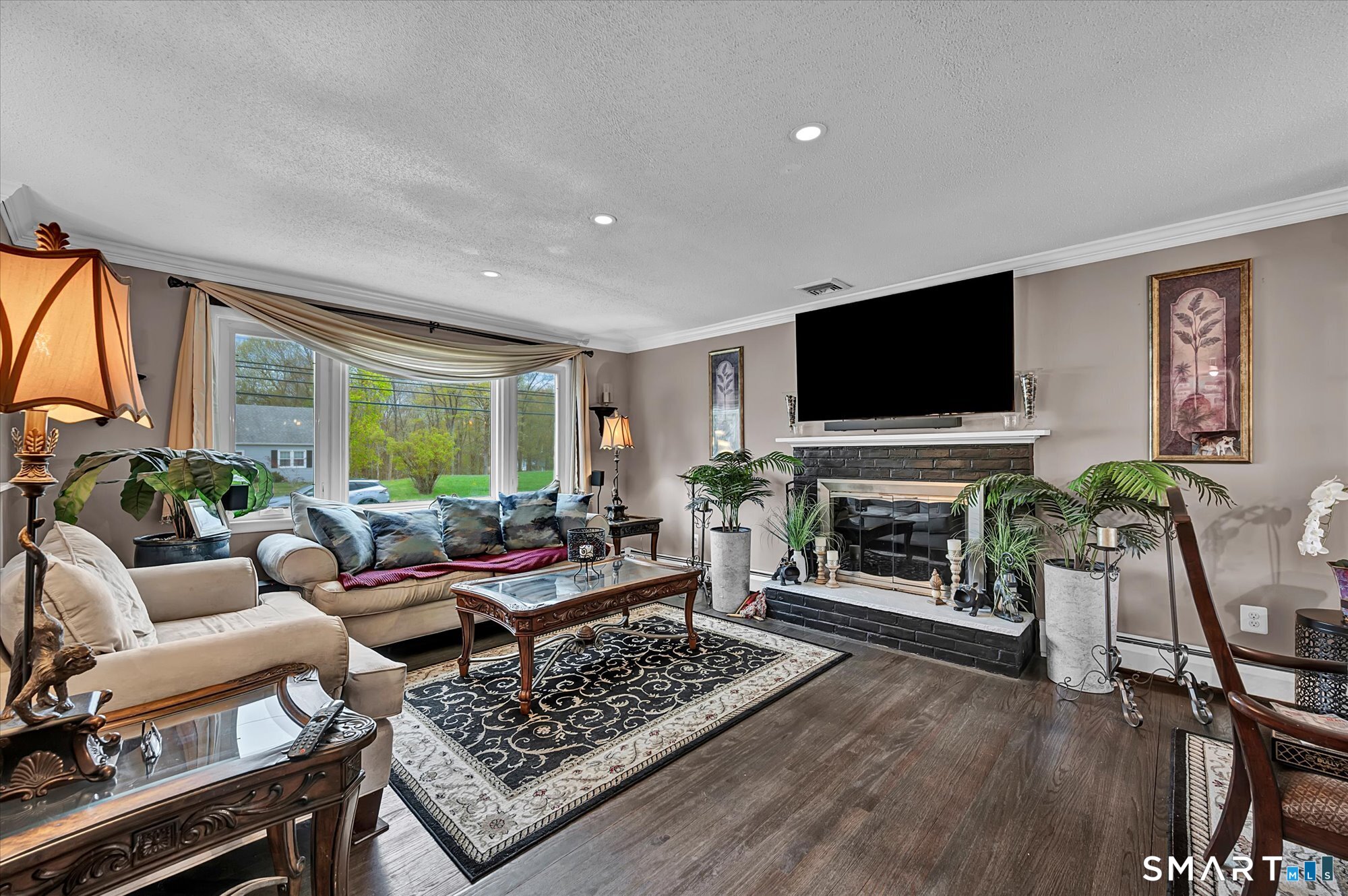 142 Old Stagecoach Road Meriden, CT 06450 - Photo 3 of 40