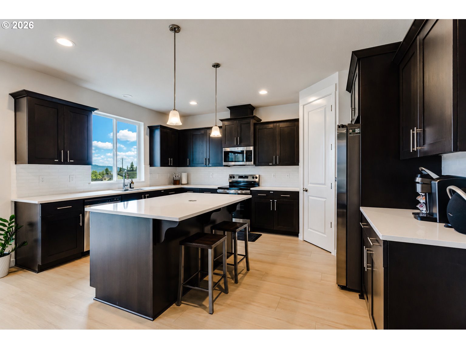 3472 Deerfern Road Eugene, OR 97403 - Photo 14 of 44