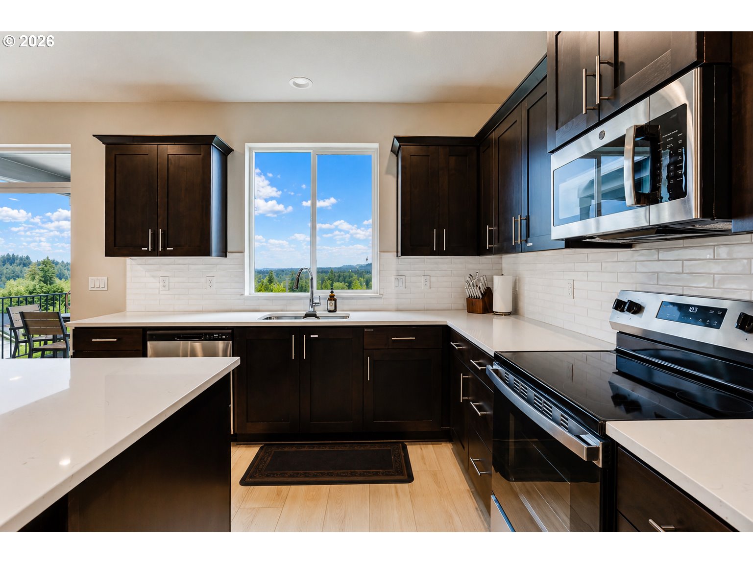 3472 Deerfern Road Eugene, OR 97403 - Photo 15 of 44