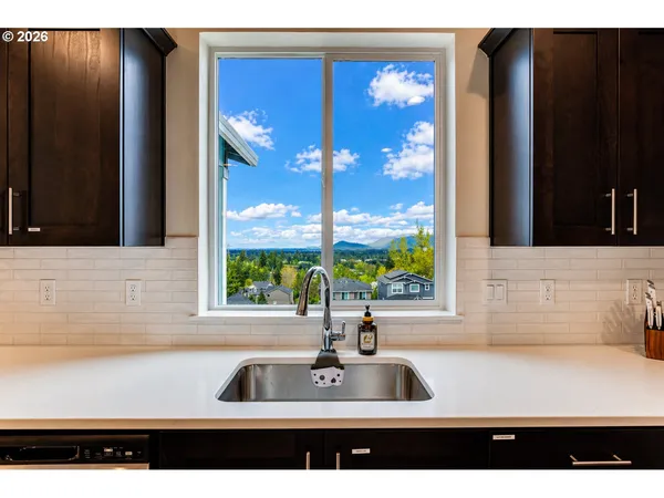 $645,000 | 3472 Deerfern Road, Eugene, OR 97403