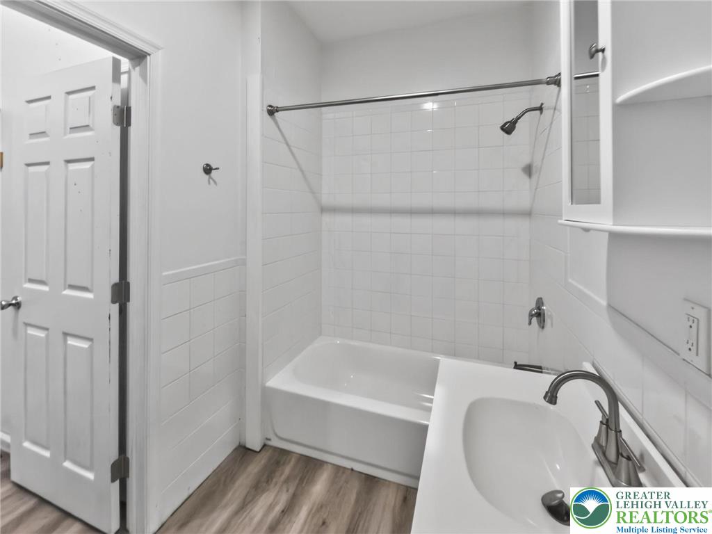 2 Elm Street Mount Pocono, PA 18344 - Photo 23 of 35