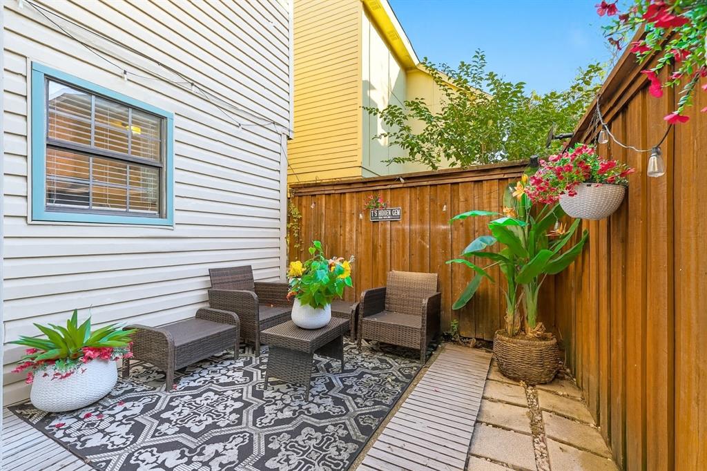 4020 Windhaven Lane Dallas, TX 75287 - Photo 23 of 32 a potted plant sitting in front of a house