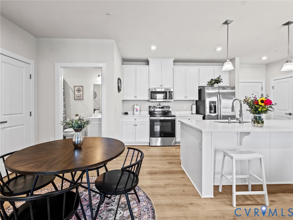 6725 Citory Way, Unit 204 Moseley, VA 23120 - Photo 5 of 29