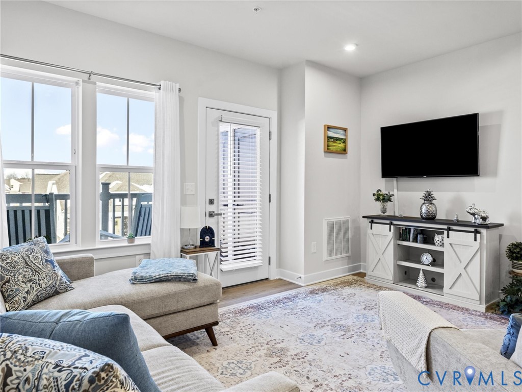 6725 Citory Way, Unit 204 Moseley, VA 23120 - Photo 9 of 29