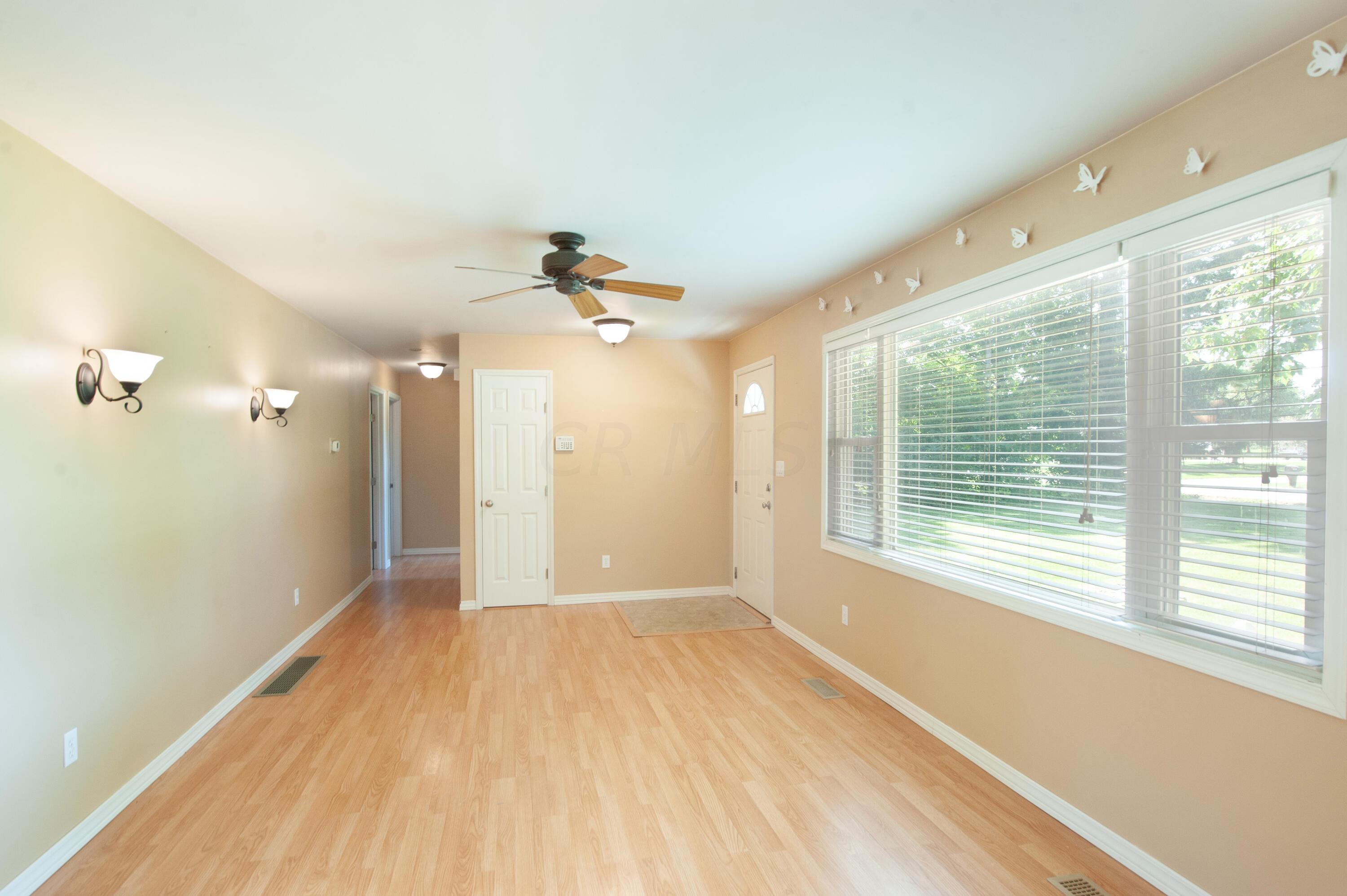 9635 Cheshire Road Sunbury, OH 43074 - Photo 4 of 31 DSC_0121