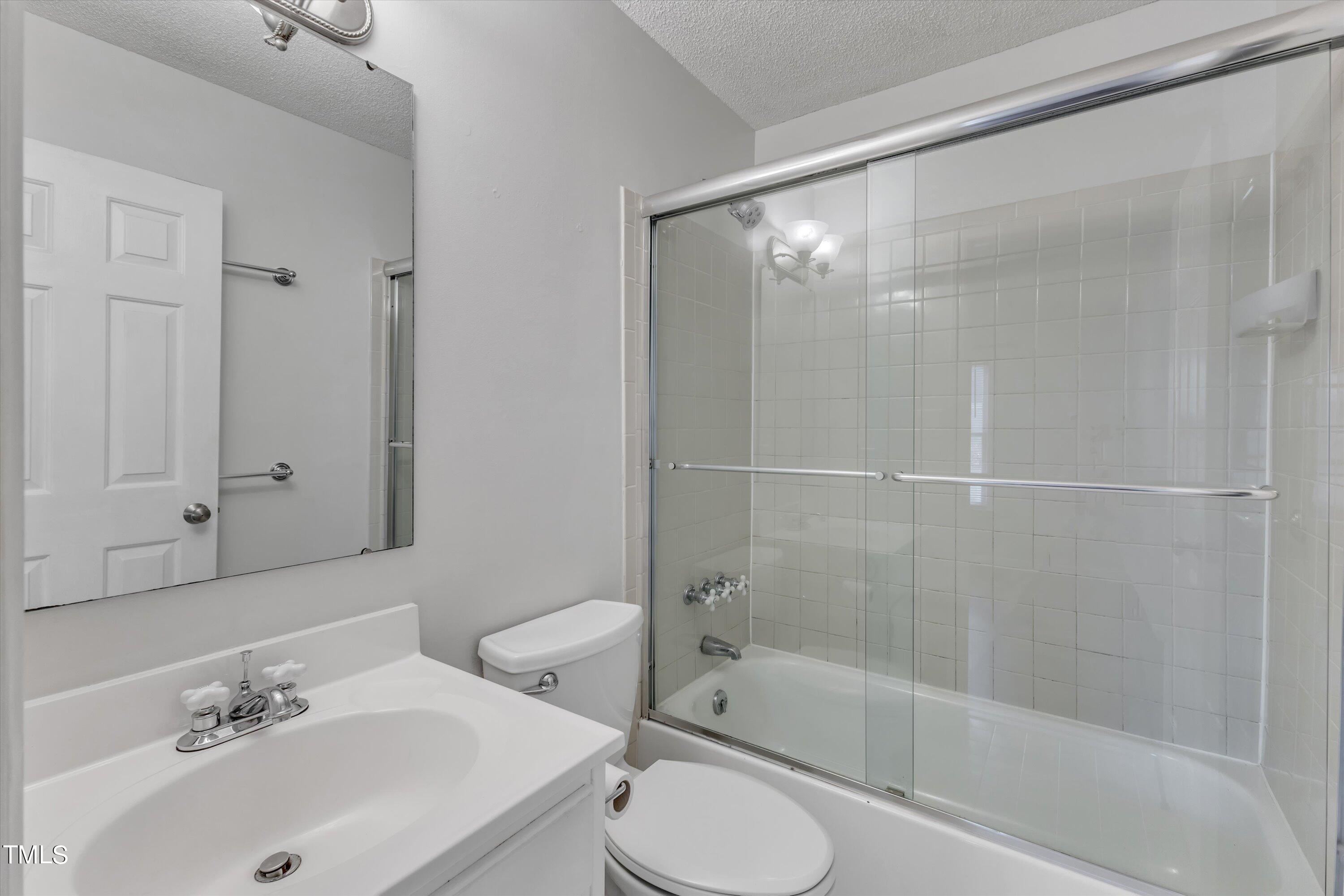 5620 Bridgetowne Way Raleigh, NC 27609 - Photo 23 of 42 33-5620 Bridgetowne-27