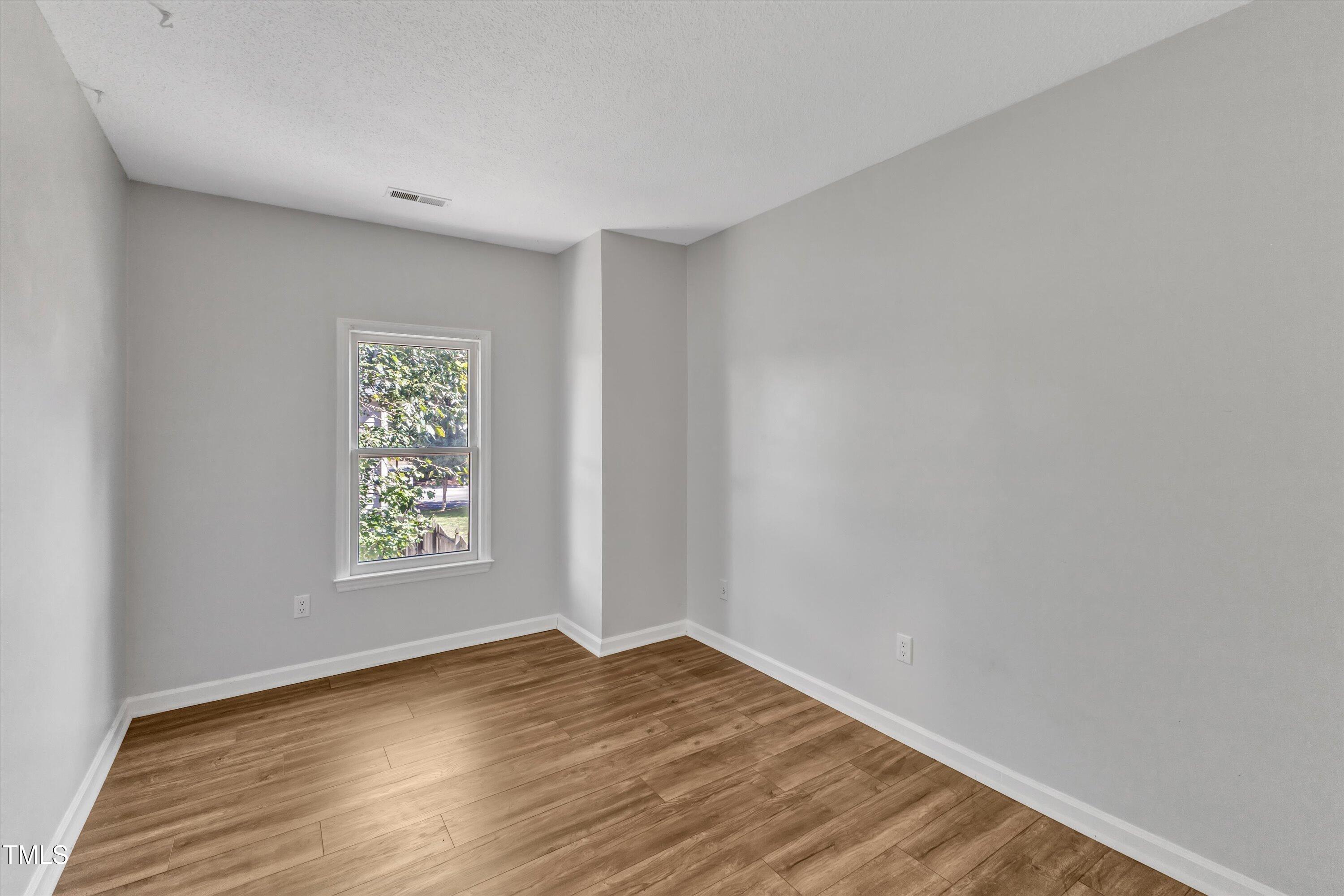 5620 Bridgetowne Way Raleigh, NC 27609 - Photo 27 of 42 28-5620 Bridgetowne-22