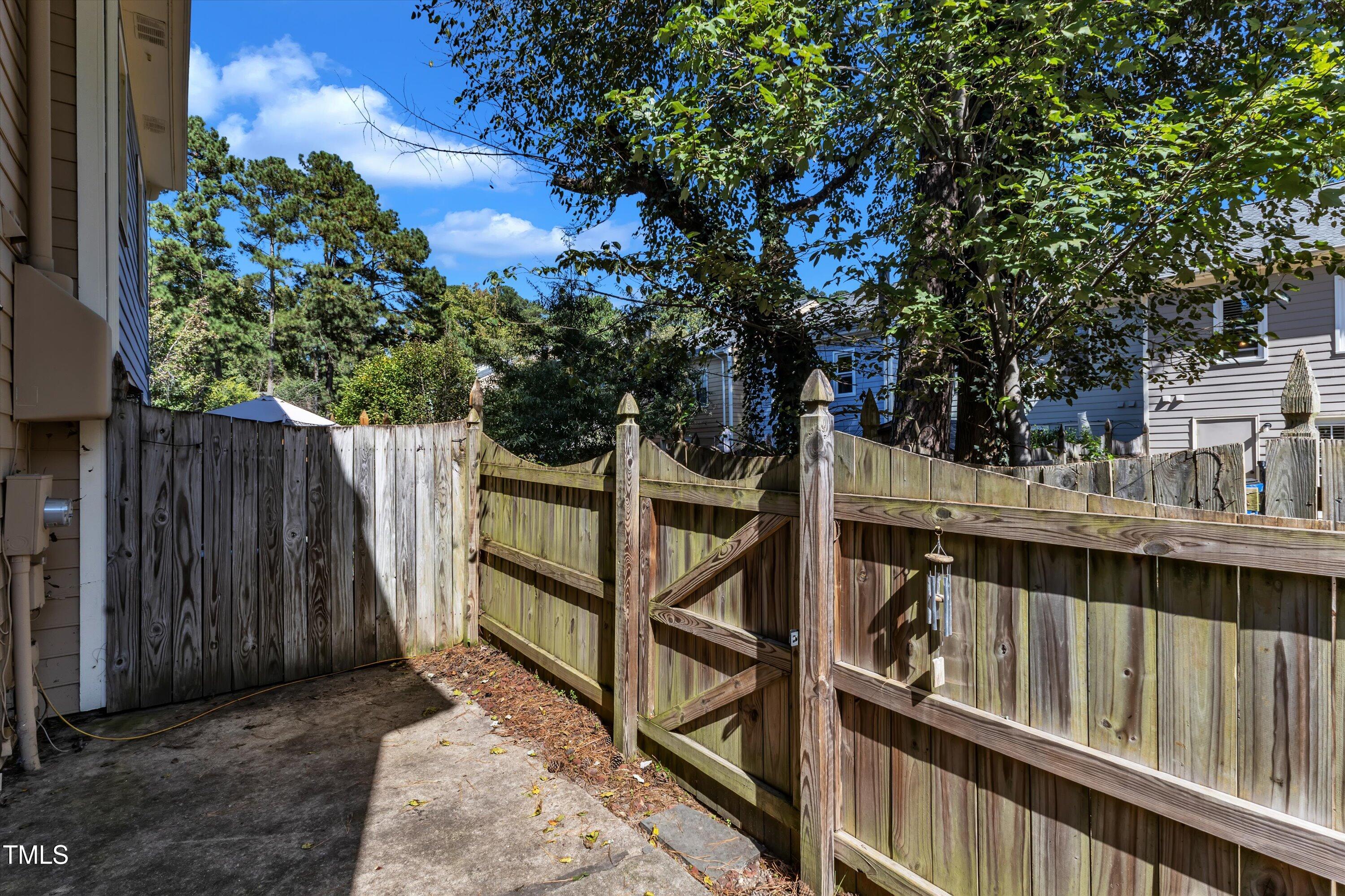 5620 Bridgetowne Way Raleigh, NC 27609 - Photo 34 of 42 37-5620 Bridgetowne-37