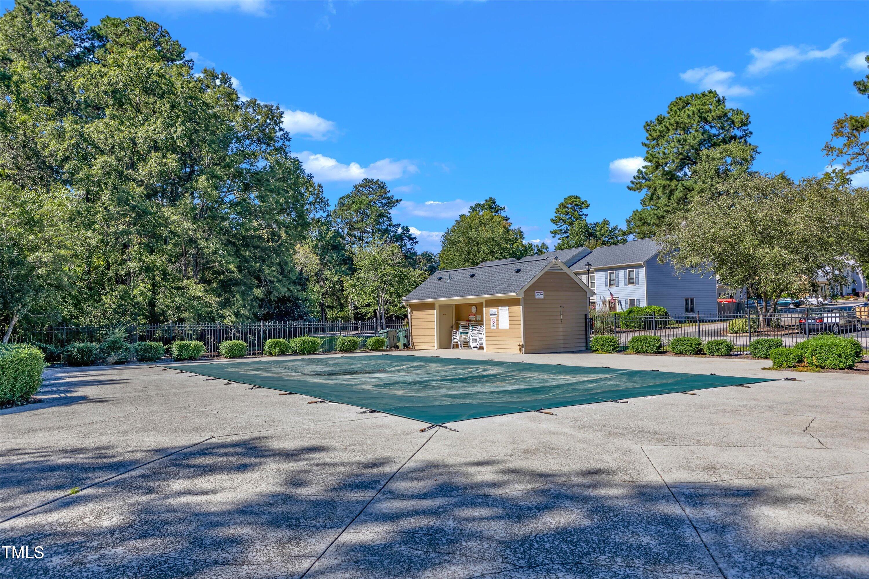 5620 Bridgetowne Way Raleigh, NC 27609 - Photo 37 of 42 39-5620 Bridgetowne-39