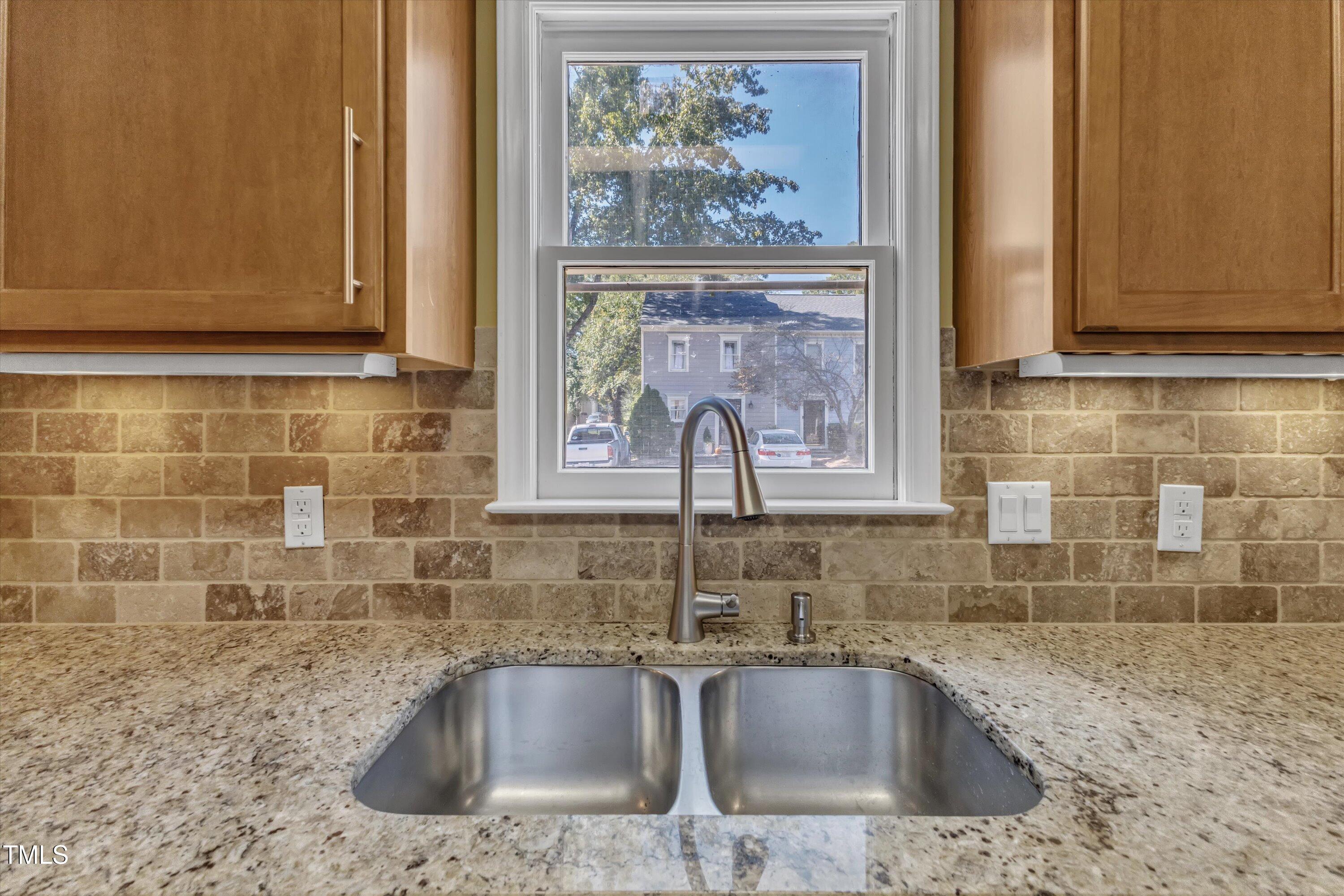 5620 Bridgetowne Way Raleigh, NC 27609 - Photo 8 of 42 15-5620 Bridgetowne-9