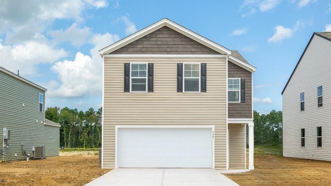 738 Long Blf Road Summerville, SC 29486 - Photo 1 of 41 738 Long Bluff - PH 915_1