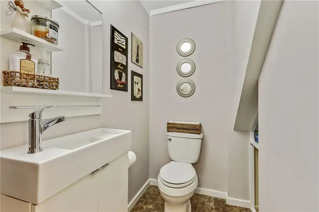 $559,999 | 3605 Hickory Circle Southeast, Smyrna, GA 30080