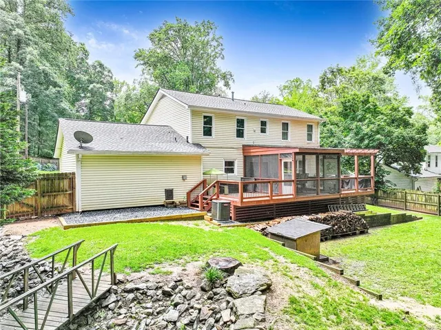 $559,999 | 3605 Hickory Circle Southeast, Smyrna, GA 30080