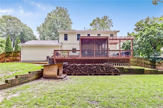 $559,999 | 3605 Hickory Circle Southeast, Smyrna, GA 30080