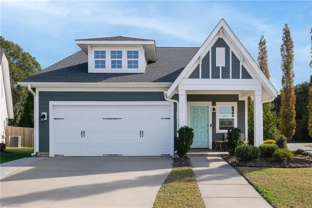 $430,000 | 1826 Eastover Court, Kernersville, NC 27284