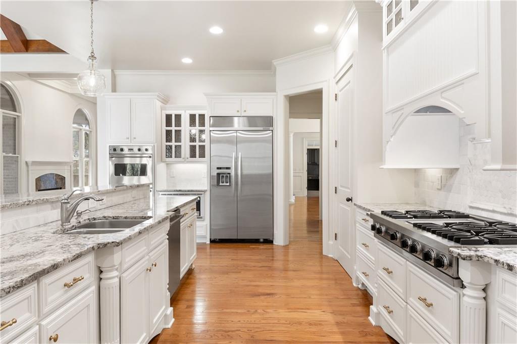 2551 Raintree Drive Northeast Atlanta, GA 30345 - Photo 14 of 71