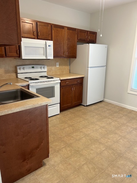 227 Howe Avenue, Unit 3S Shelton, CT 06484 - Photo 2 of 12