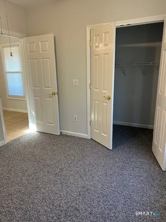 $1,400 | 227 Howe Avenue, Unit 3S, Shelton, CT 06484