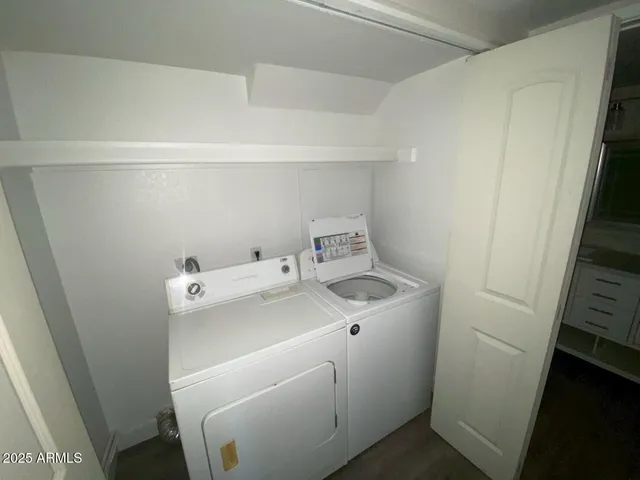 $2,100 | 850 South River Drive, Unit 1004, Tempe, AZ 85281